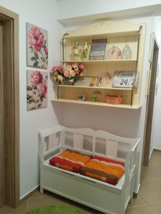 Sweet Garden Residence Brasov Ngoại thất bức ảnh